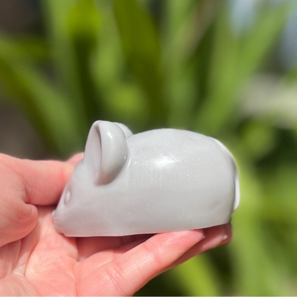 Handmade Decorative Mouse Shaped Soap - Picture 4 of 8